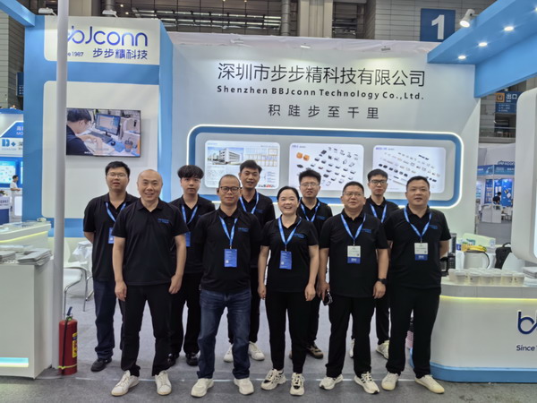 圓滿收官｜步步精科技于elexcon2025獲高度關(guān)注，多項(xiàng)創(chuàng)新連接方案引領(lǐng)行業(yè)發(fā)展